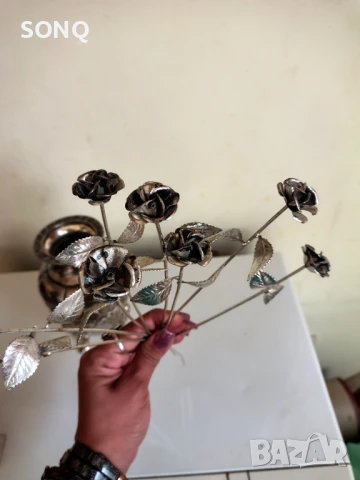 Прекрасна Посребрена Ваза Със Посребрени Цветя, снимка 6 - Вази - 51146602