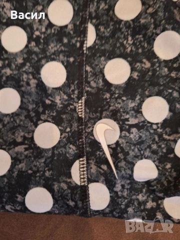 Дамски клин Nike Dri-FIT (M), снимка 2 - Спортни екипи - 54098868