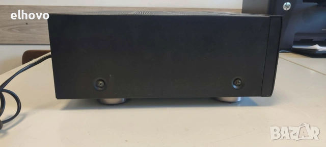 Стерео усилвател Yamaha AX-570, снимка 3 - Ресийвъри, усилватели, смесителни пултове - 54301971