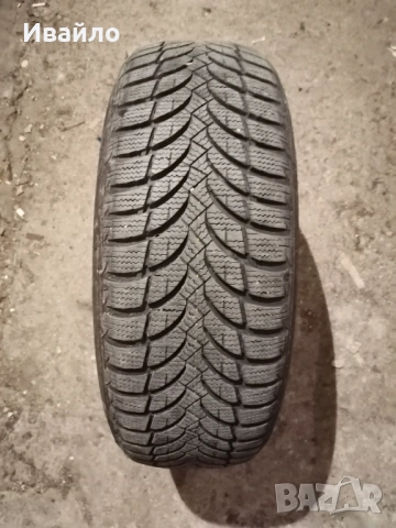 Продавам 1 брой зимна гума 205.60.16 дот 2020 Nexen 
