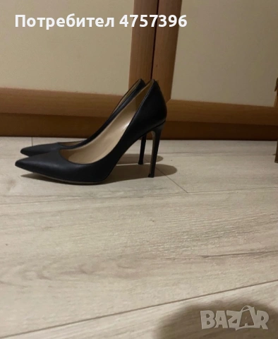 Оригинални Valentino обувки 36 номер, снимка 3 - Дамски елегантни обувки - 53965381