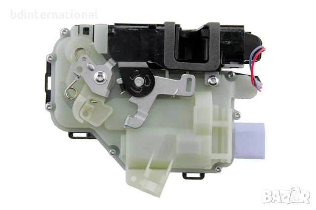 3B1837016BQ Брава за предна дясна врата VW, Polo 9N, T5, Skoda, Fabia 1, Seat,, снимка 7 - Части - 53726934