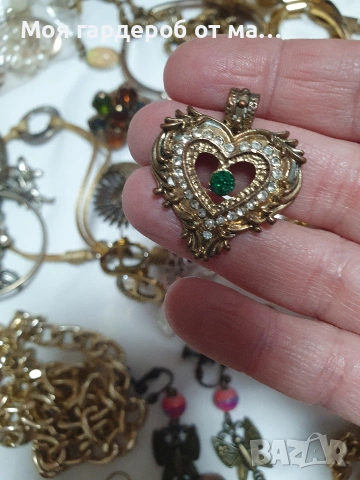 Лот бижута винтидж.Лондон, снимка 8 - Бижутерийни комплекти - 53737364