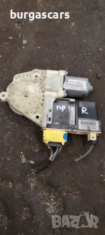 Мотор ел. стъкло 96 815 748 80 предна дясна врата Citroen C4 - 40лв