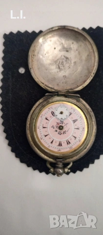 Сребърен часовник , снимка 6 - Антикварни и старинни предмети - 48780383