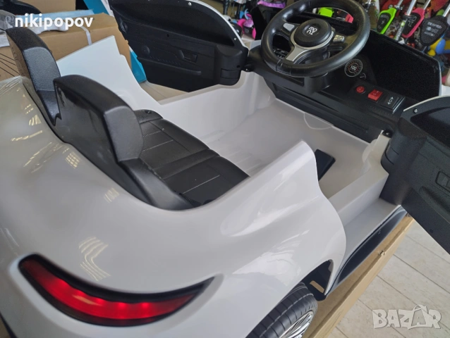 PORSCH Акумулаторна кола DAKOTA бял, снимка 10 - Коли, камиони, мотори, писти - 53849136