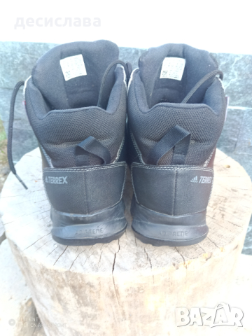Маратонки Adidas terrex - кожа, снимка 2 - Спортни обувки - 45011406
