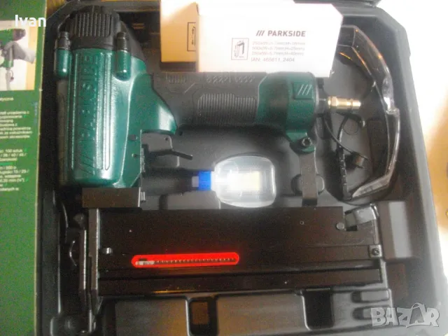 НОВ ПНЕВМАТИЧЕН КОМБИНИРАН ТАКЕР СКОБИ 10-40мм ПИРОНИ 15-50мм ПЪЛЕН КОМПЛЕКТ PARKSIDE, снимка 2 - Други инструменти - 49651954