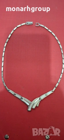 Сребърно колие