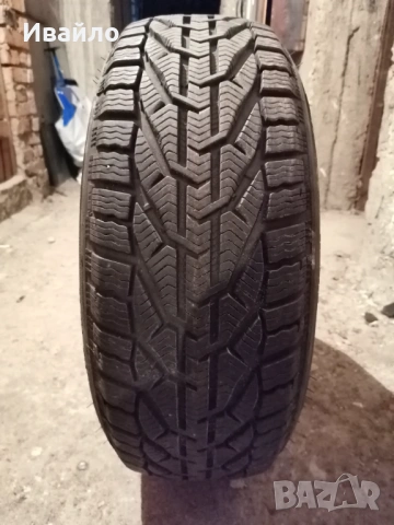 Продавам 1 брой зимна гума 205.55.16 дот 2022 Tigar почти нова, снимка 2 - Гуми и джанти - 54075715