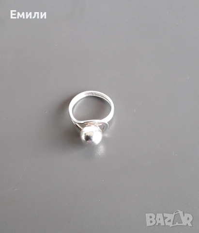 Дамски сребърен пръстен