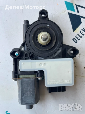 Предно ляво моторче стъклоповдигвач 0130822064 от Volkswagen T-Cross 1.0 TSI, двигател DLAA, 110 кс.