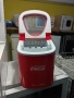 Машина за лед Salco Ice Maker (Coca-Cola дизайн), снимка 1