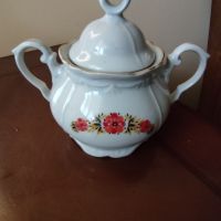 Порцеланов чайник, латиера ,захарница, снимка 5 - Сервизи - 45845218