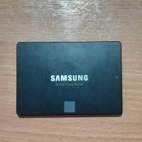 Хард диск SAMSUNG EVO 250Gb, снимка 1 - Твърди дискове - 44936687