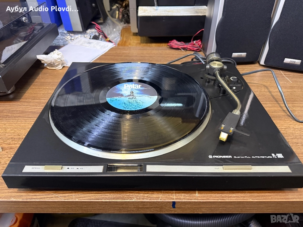 PIONEER PL-300X Direct Drive Turntable - Quartz PLL Auto-Return + Cartridge PIONEER PC-110 - Black, снимка 1