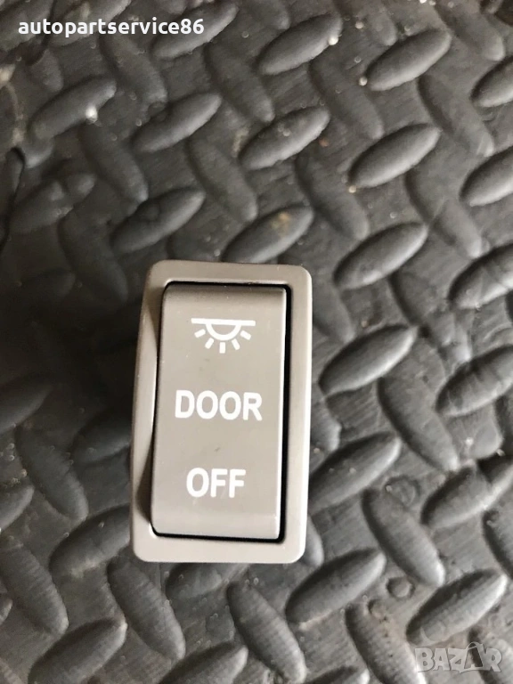 Бутон за контрол на отворена врата за KIA Carnival 2.9 CRDi (2008) 93390-4D800, снимка 1