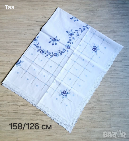 Бродирана покривка , снимка 1