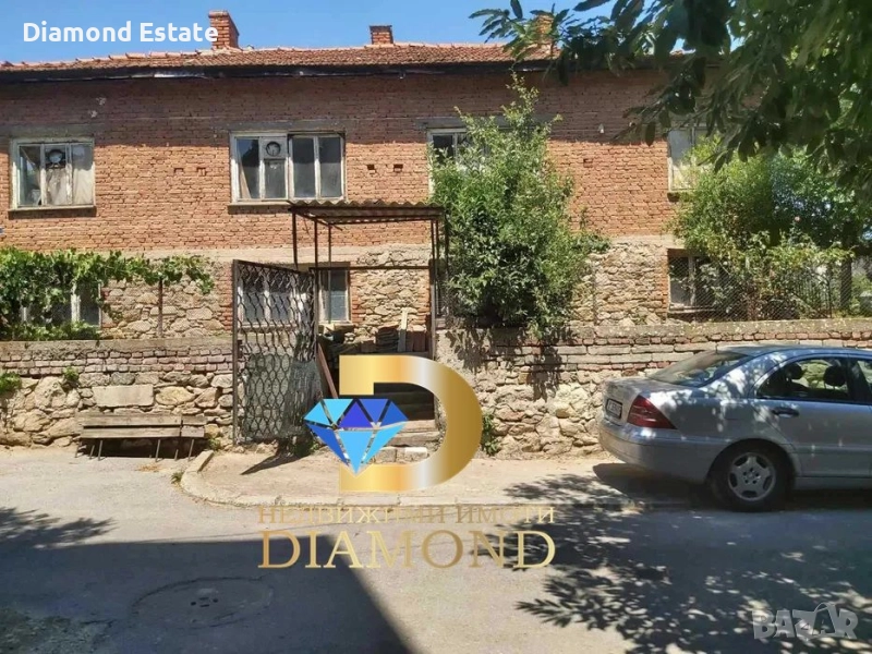 Двуетажна къща в град Харманли, снимка 1