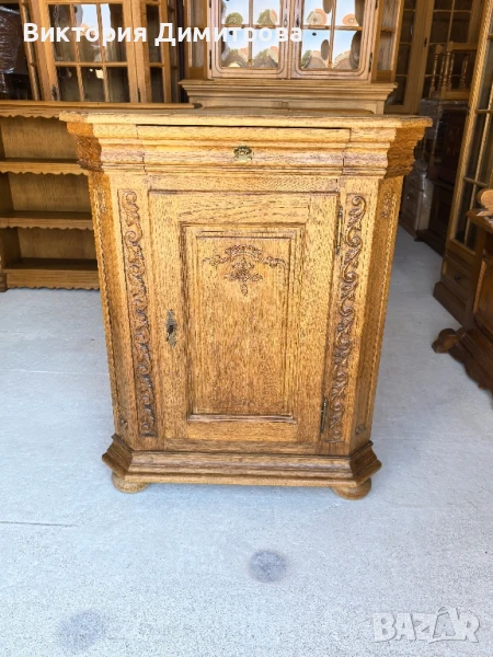 Ъглов шкаф Антик, снимка 1