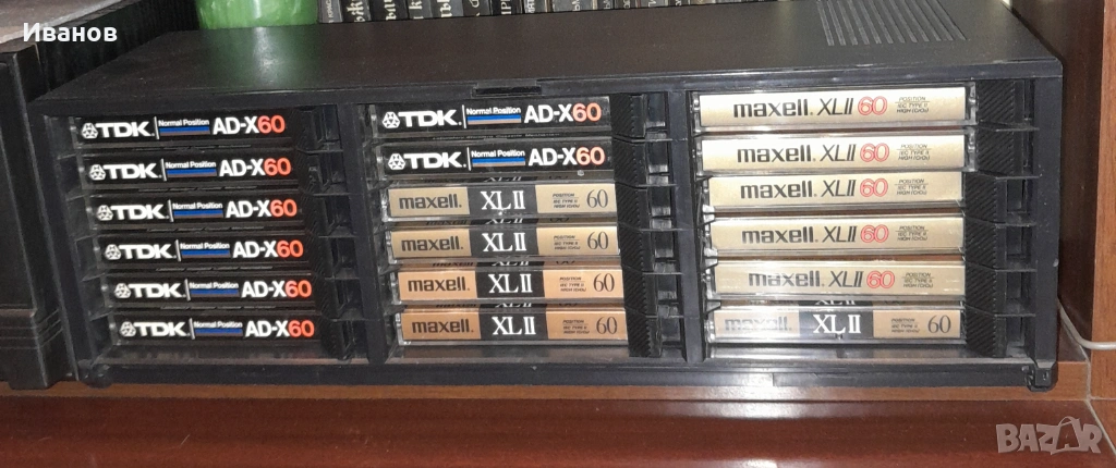 Стойки за аудио касети, снимка 1