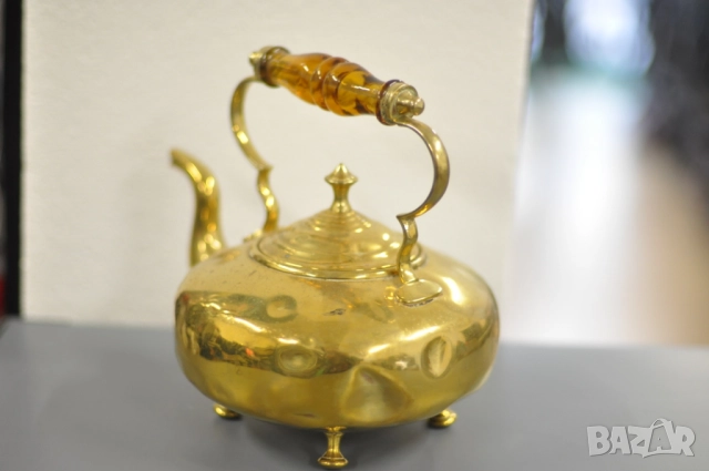 Месингов чайник с поставка, снимка 2 - Декорация за дома - 52856815