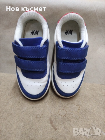 Детски зимни обувки, детски апрески, номер 24, 25, 26, Н&М, детски маратонки , снимка 18 - Детски боти и ботуши - 53348236