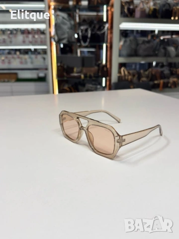 очила с калъф, кутия и ув защита Versace , снимка 4 - Слънчеви и диоптрични очила - 53142426