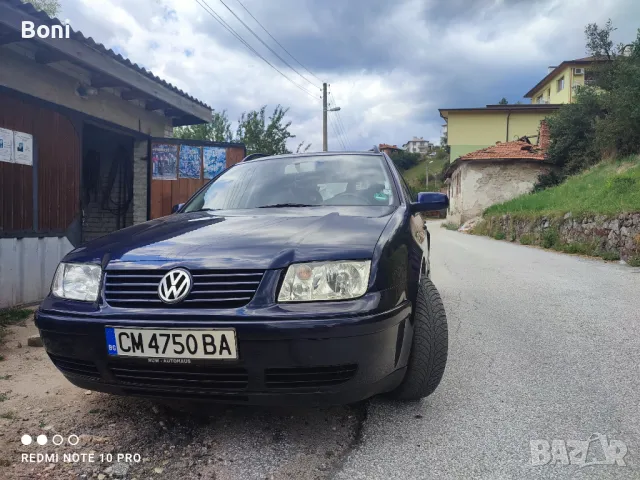 VW Bora 1.6 16V  Газ/Бензин с проблем, снимка 4 - Автомобили и джипове - 46845988