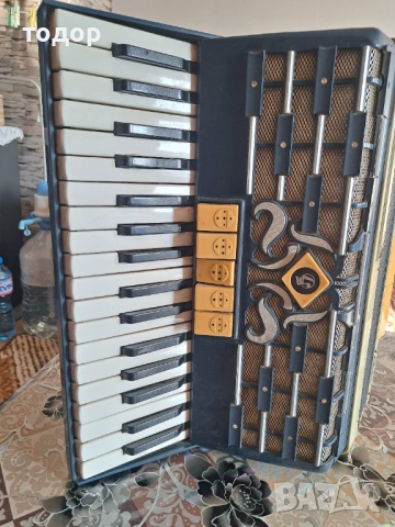 Велтмайстер кордал 80 баса , снимка 3 - Акордеони - 53847752