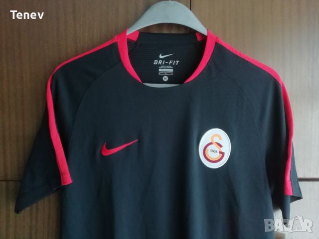 Galatasaray Nike Нова Оригинална Тениска Фланелка размер М Галатасарай , снимка 3 - Тениски - 45580328