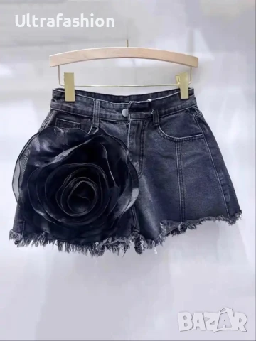 Къси дънкови панталонки Valentino Alexander Wang , снимка 3 - Къси панталони и бермуди - 40369224