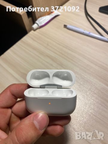 Apple AirPods Pro Зарядна Кутия, снимка 1 - Apple iPhone - 46474787