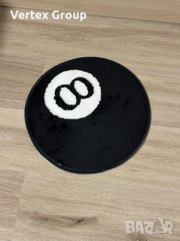 Малък килим. Кръгъл