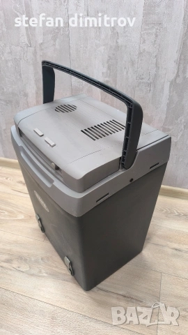 Комбинирана хладилна чанта Ezetil 12/220 волта с обем 30 литра , снимка 16 - Хладилни чанти - 53940087