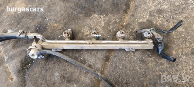 Бензинова рейка дюзи Nissan Micra 1.0-60к.с. K11 - 100лв, снимка 2 - Части - 52849380