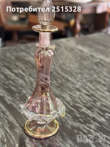 красиво старо стъклено шише за парфюм, снимка 2 - Колекции - 49750200