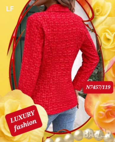 Дамски сака, снимка 8 - Сака - 52431627