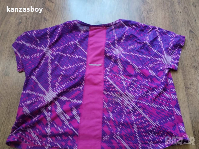 asics - страхотна дамска тениска КАТО НОВА Л, снимка 9 - Тениски - 50951938