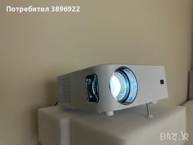 На ЕДРО !Смарт LED Проектор, снимка 1 - Плейъри, домашно кино, прожектори - 46033728