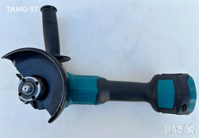 Makita DGA504 - Безчетков ъглошлайф 18V перфектен!, снимка 4 - Ъглошлайфи - 53224282