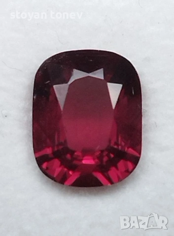 Рядък 1.85кт. естествен, нетретиран вишнево-червен шпинел от Мианмар (Бирма)! Нов!