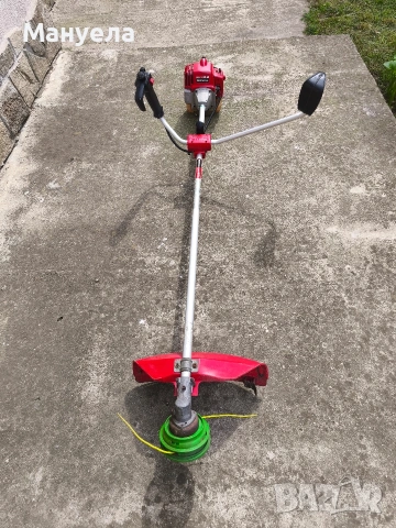 Бензинов тример HONDA UMT32