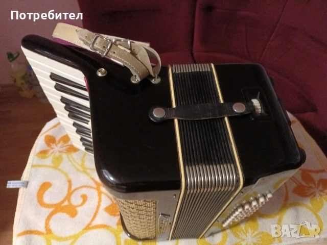 велтмайстер 40 баса, снимка 2 - Акордеони - 53461299