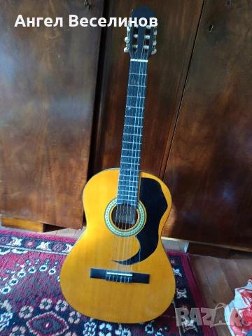 китара , снимка 2 - Китари - 54096149