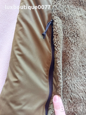 Чисто нов без етикет елек The North Face M, снимка 5 - Други - 52650785