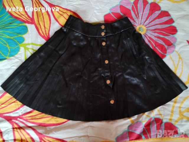 кожена пола Zara , снимка 1 - Поли - 45296715