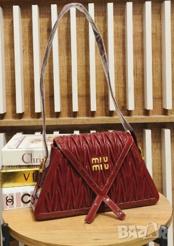 чанти Miu Miu , снимка 10 - Чанти - 50589061