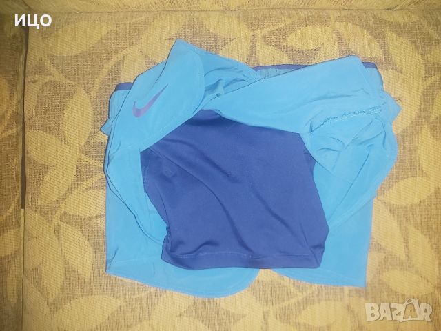 Дамски шорти Nike, снимка 7 - Къси панталони и бермуди - 45586042