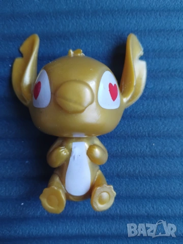 Stitch / Стич в цвят Gold